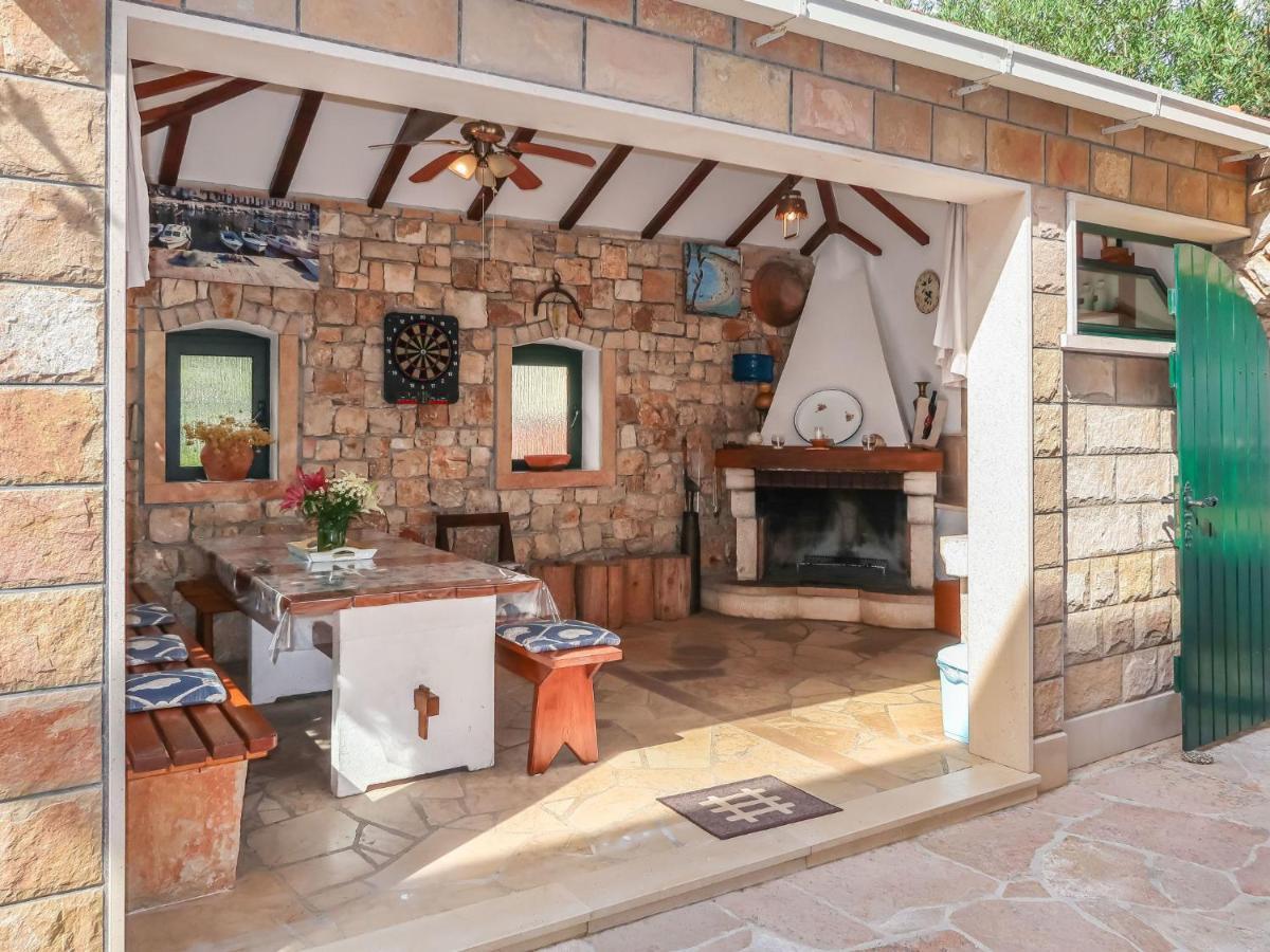 Holiday Home Ana - Brc102 By Interhome Supetar Exterior foto